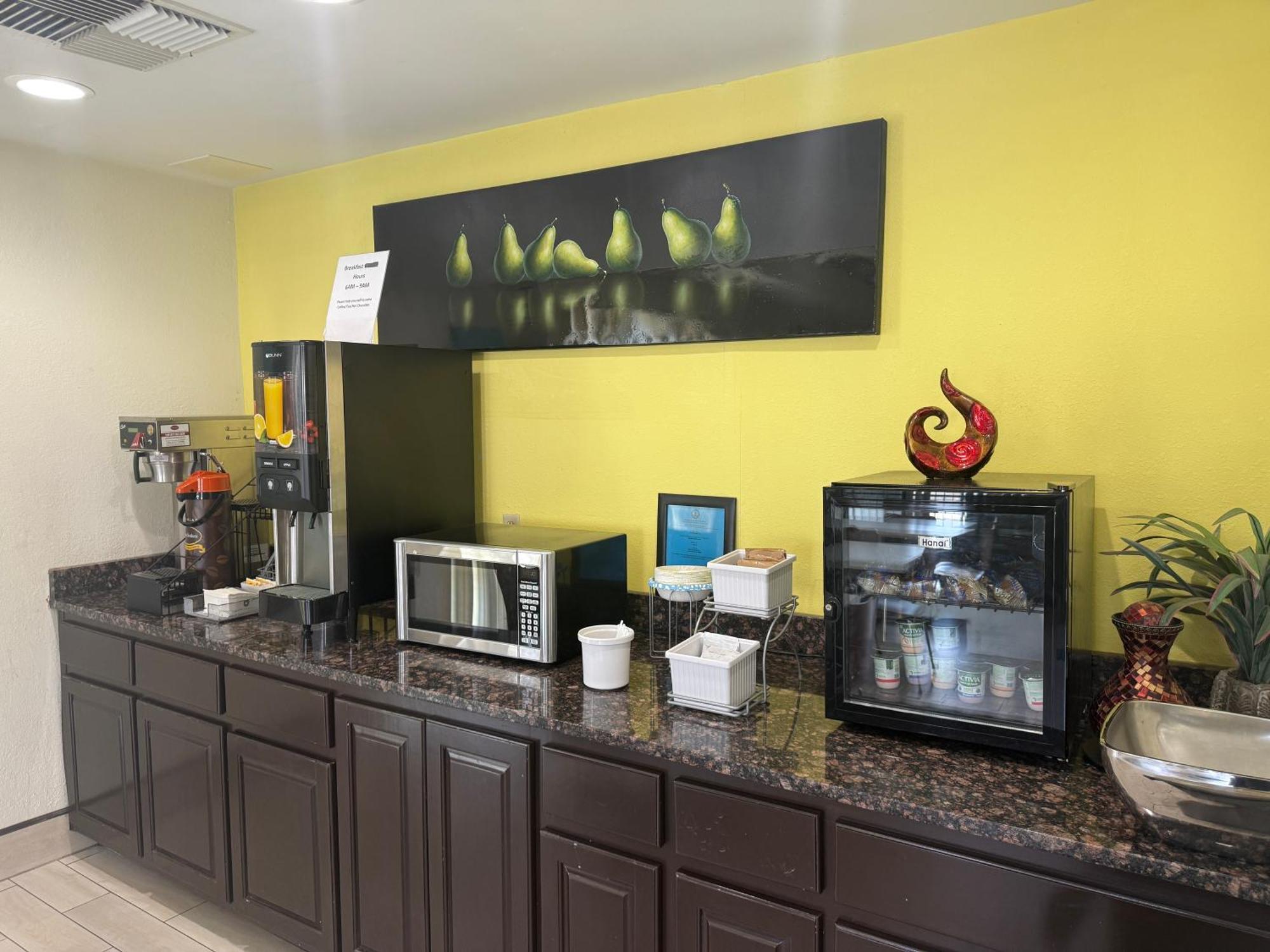 Super 8 By Wyndham Petersburg Μοτέλ Εξωτερικό φωτογραφία