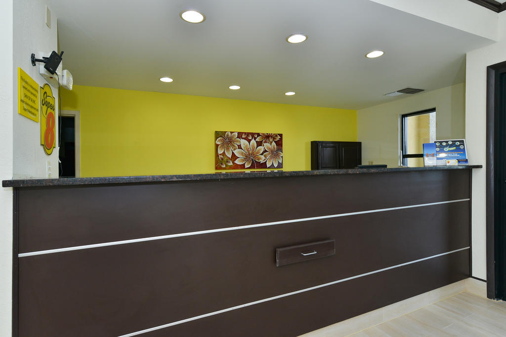 Super 8 By Wyndham Petersburg Μοτέλ Εξωτερικό φωτογραφία